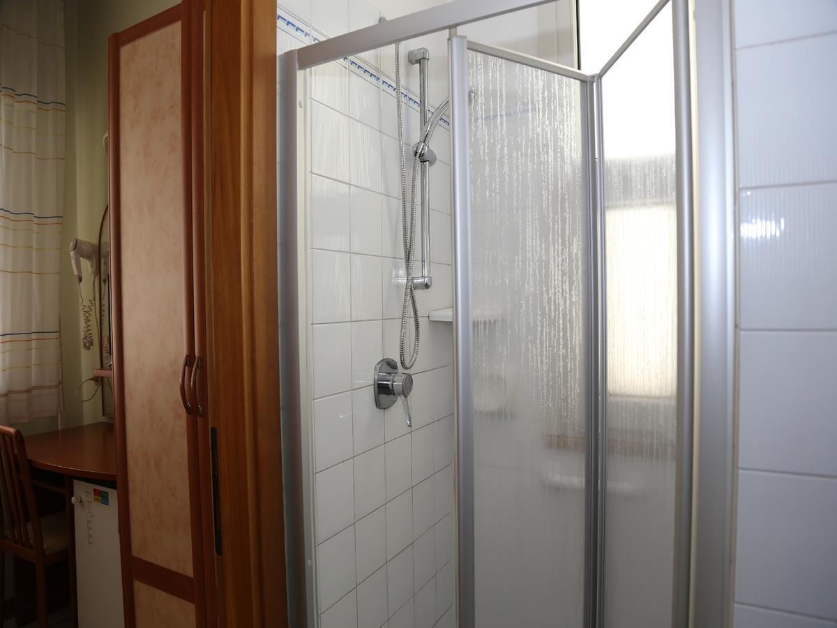 Hotel Al Dollaro Cattolica Esterno foto
